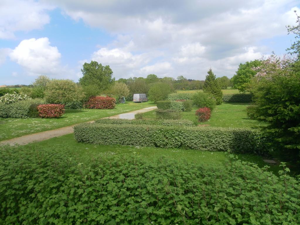 Les Gites De Kerroyal Garlan Quarto foto