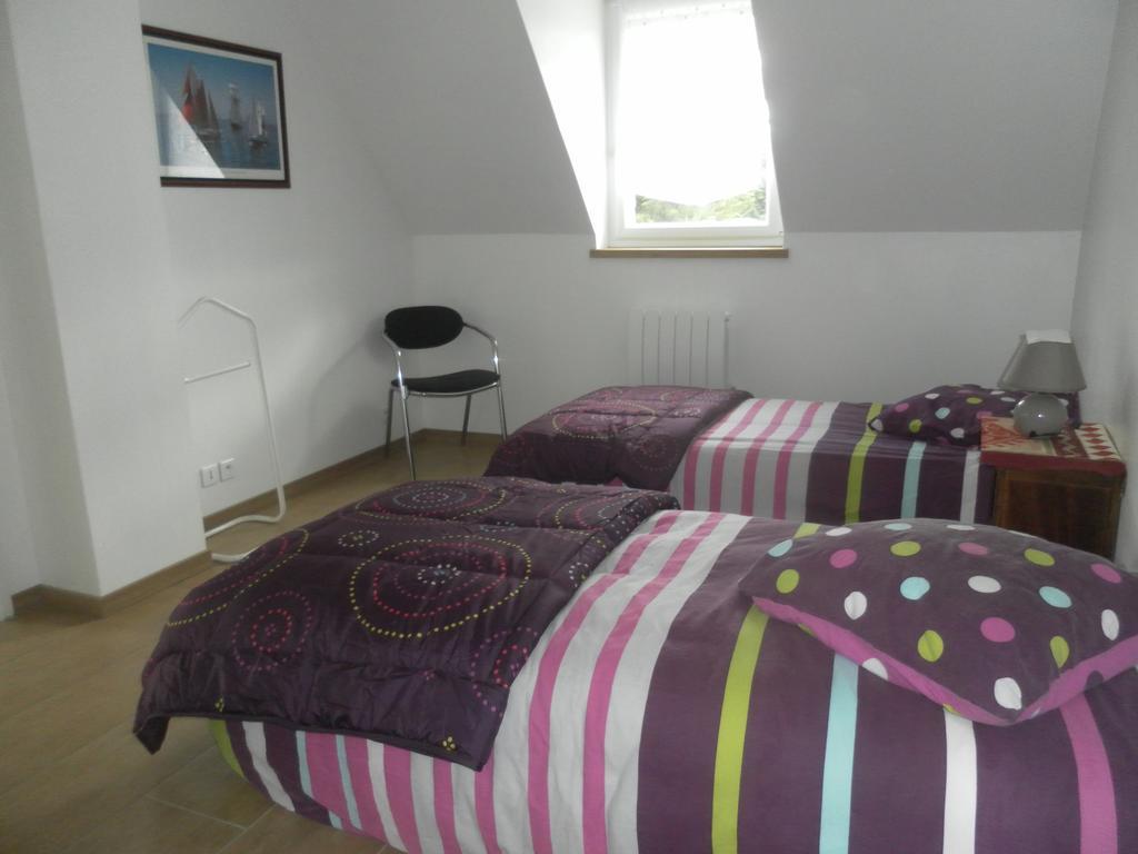 Les Gites De Kerroyal Garlan Quarto foto