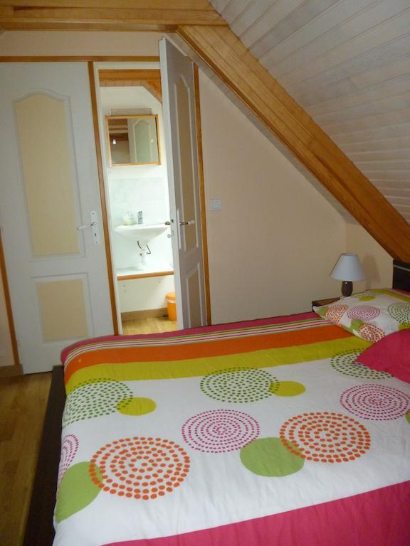 Les Gites De Kerroyal Garlan Quarto foto